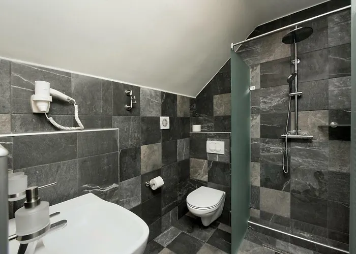 게스트하우스 Herbstyle 에게르